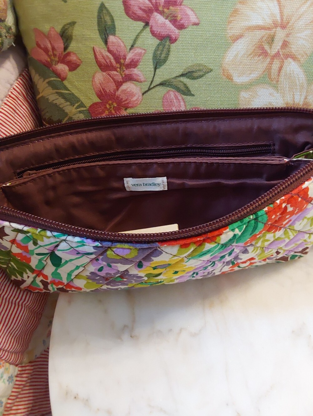 NWOT Vera Bradley Evening Garden Clutch, 2024 Quilted Cotton Purse - Picture 5 of 9